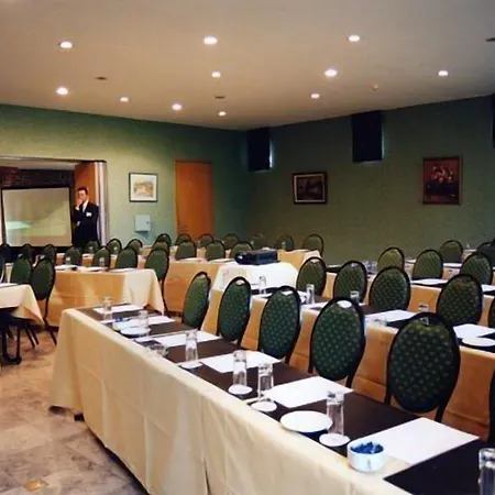 Chateau De Limont Hotel Donceel