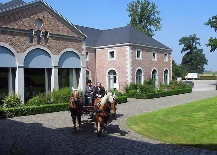Отель Chateau De Limont Donceel